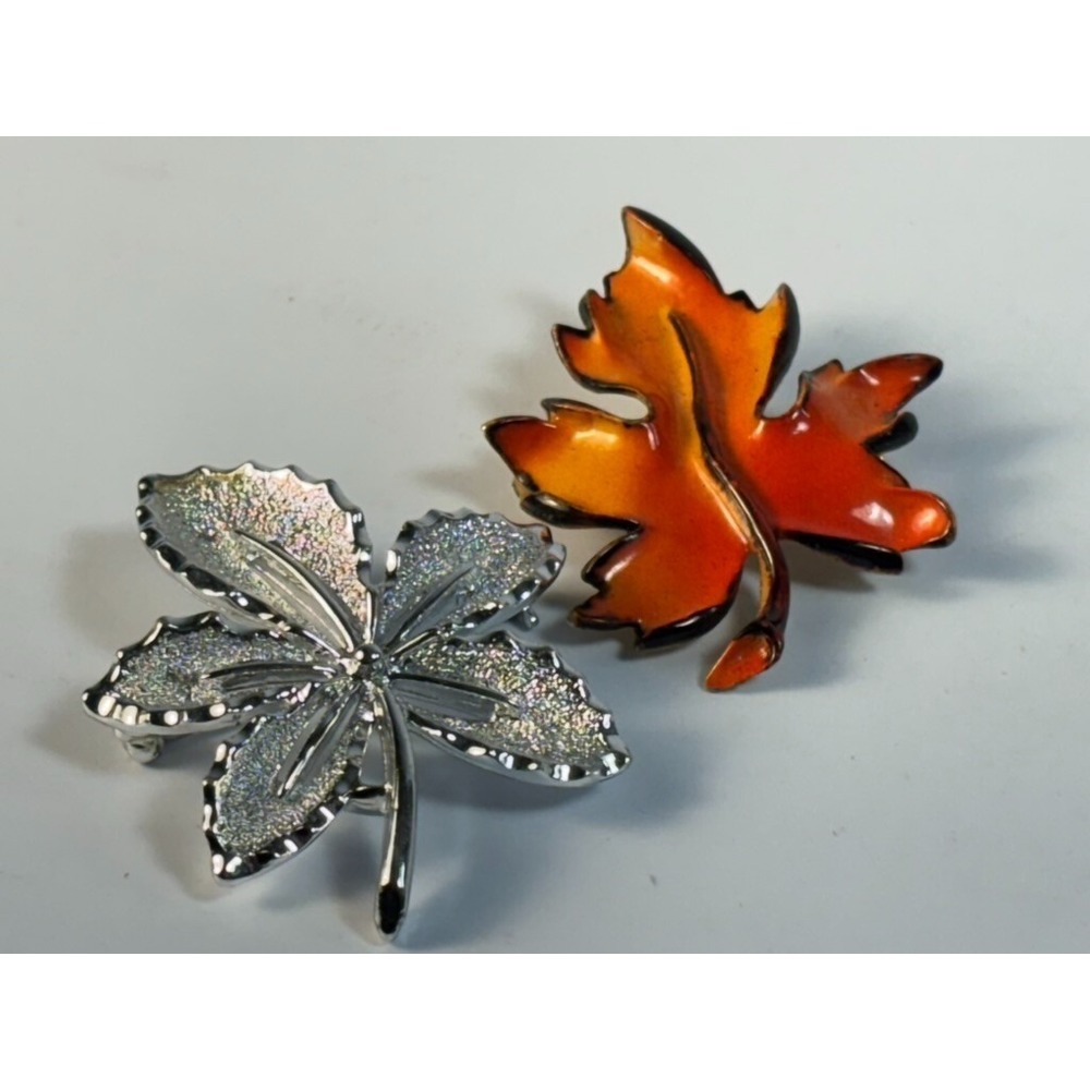 Silver Tone and‎ Red Enamel Leaf Vintage Brooch Pin with Details